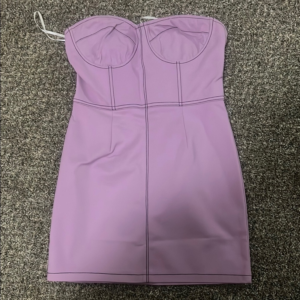 Elegant Strapless Purple Dress. nwot. Size 6.